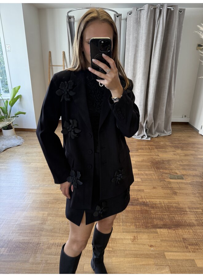 YASFLISRA FLOWER BLAZER BLACK