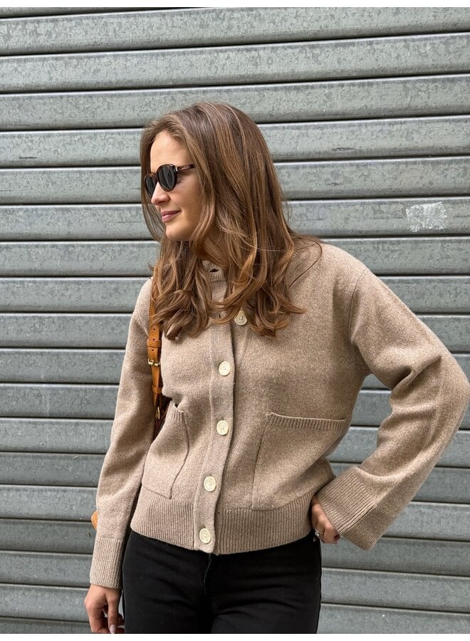 YASNOLA WOOL LS KNIT CARDIGAN OAT MILK