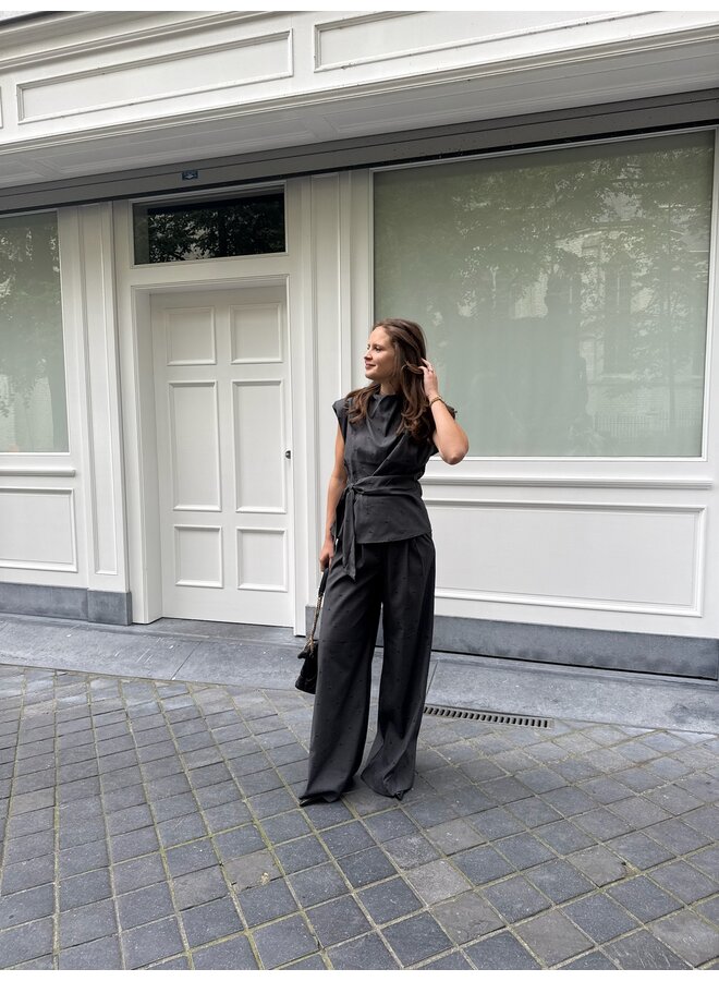 SAGA PLEAT PANT MID GREY