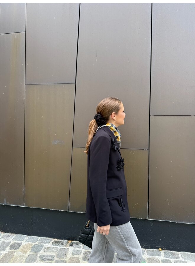 DAYDREAM SCRUNCHIE BLACK