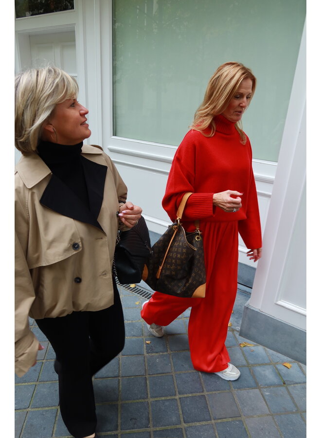 LAHELA WOOL JUMPER RED