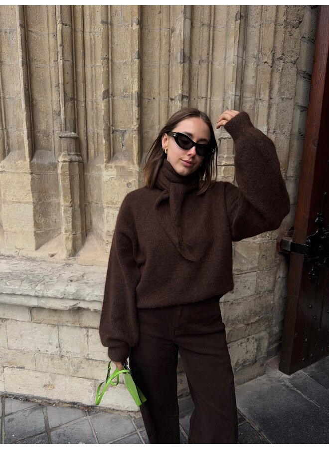 CLARICE KNIT BROWN + SCARF