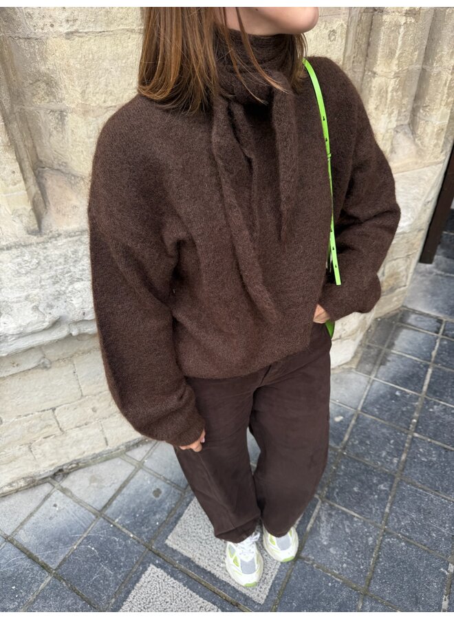 CLARICE KNIT BROWN + SCARF