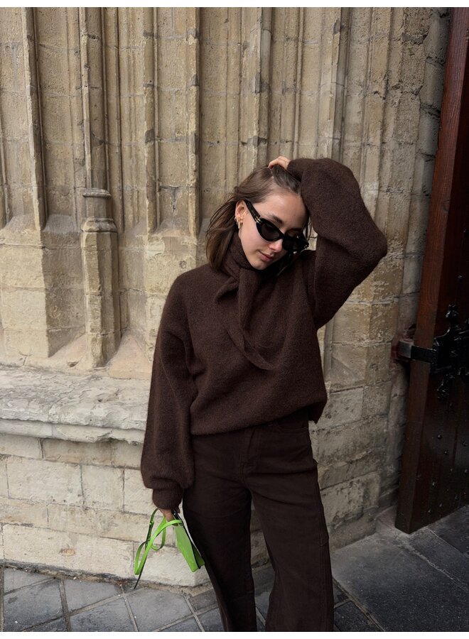 CLARICE KNIT BROWN + SCARF