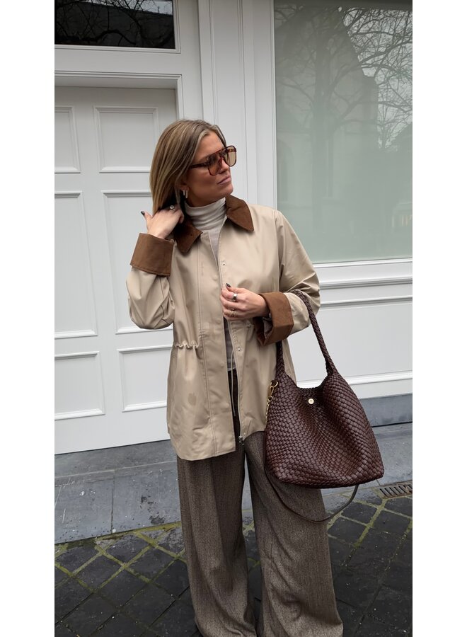 LARGE BROWN HANDBAG