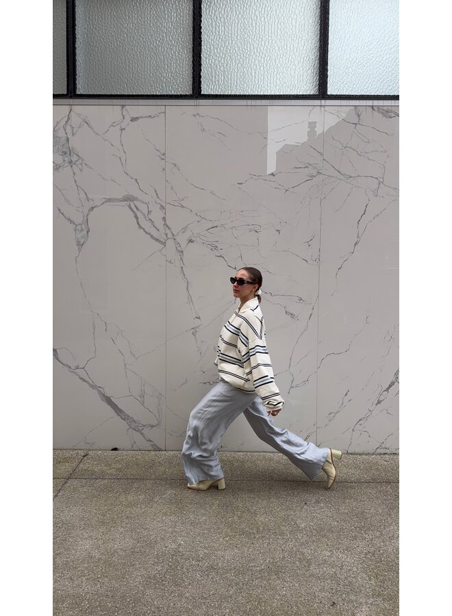 WIDE TROUSERS BABY BLUE