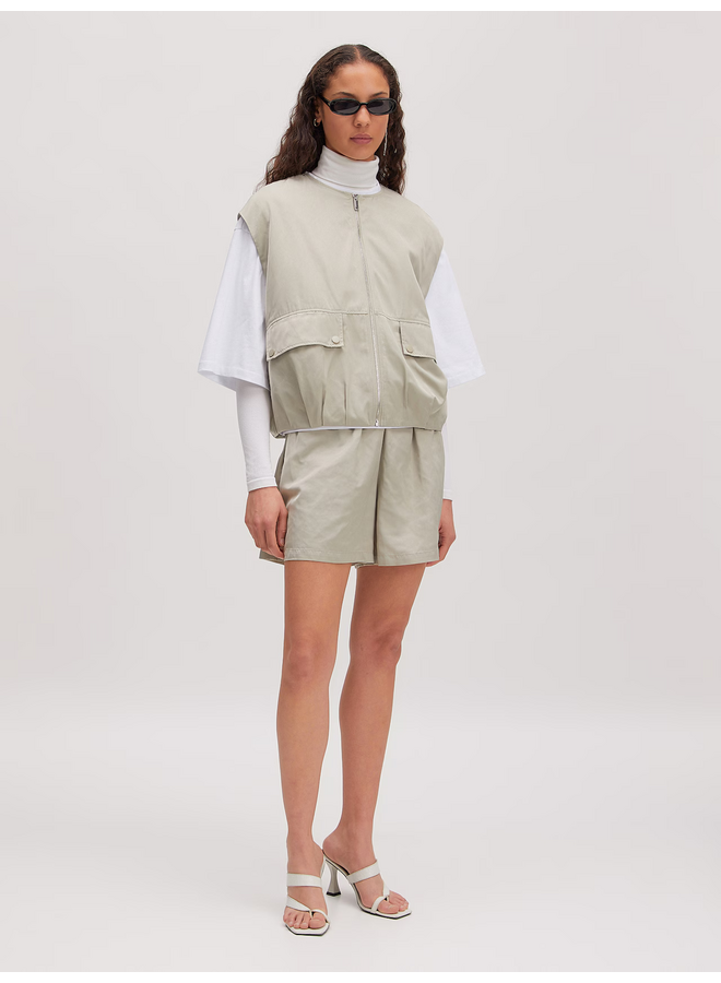 YOKO SHORTS ABBEY STONE