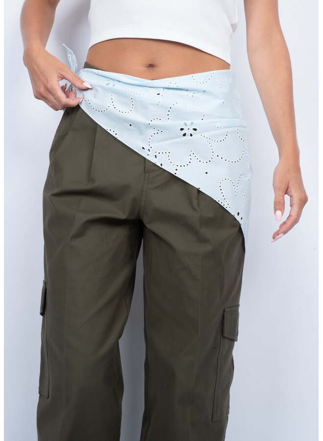 FLORAL BRODERIE BANDANA SCARF BUBBLEGUM