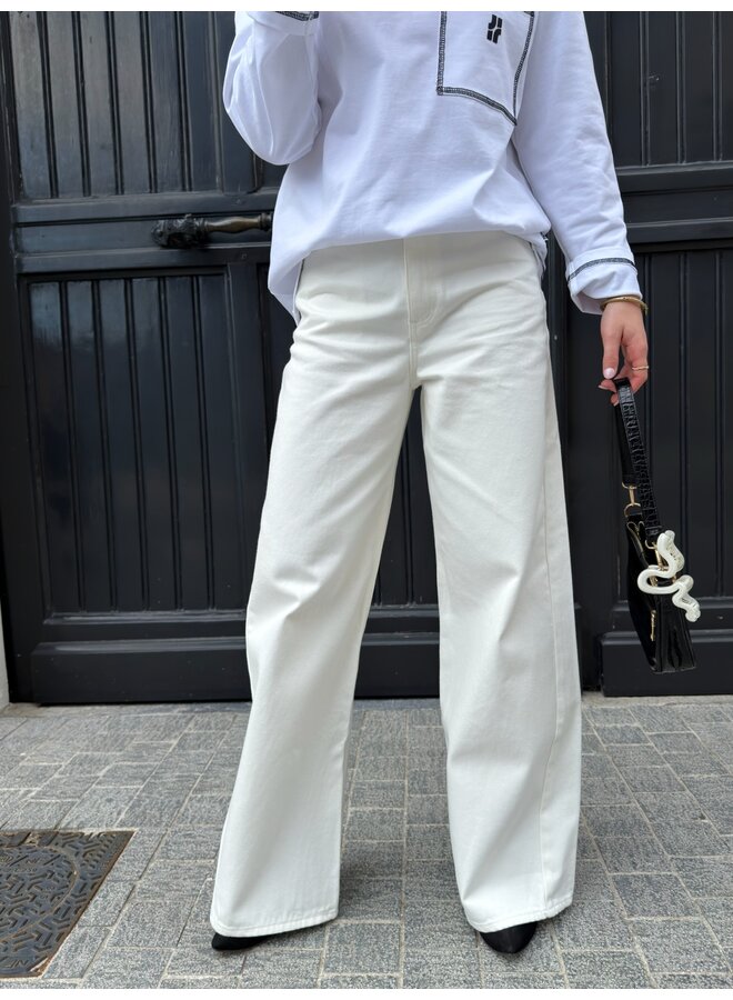 ARIANA JEANS WHITE