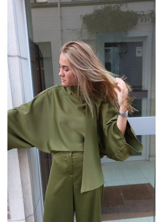 YASPELANA TIE TOP OLIVE