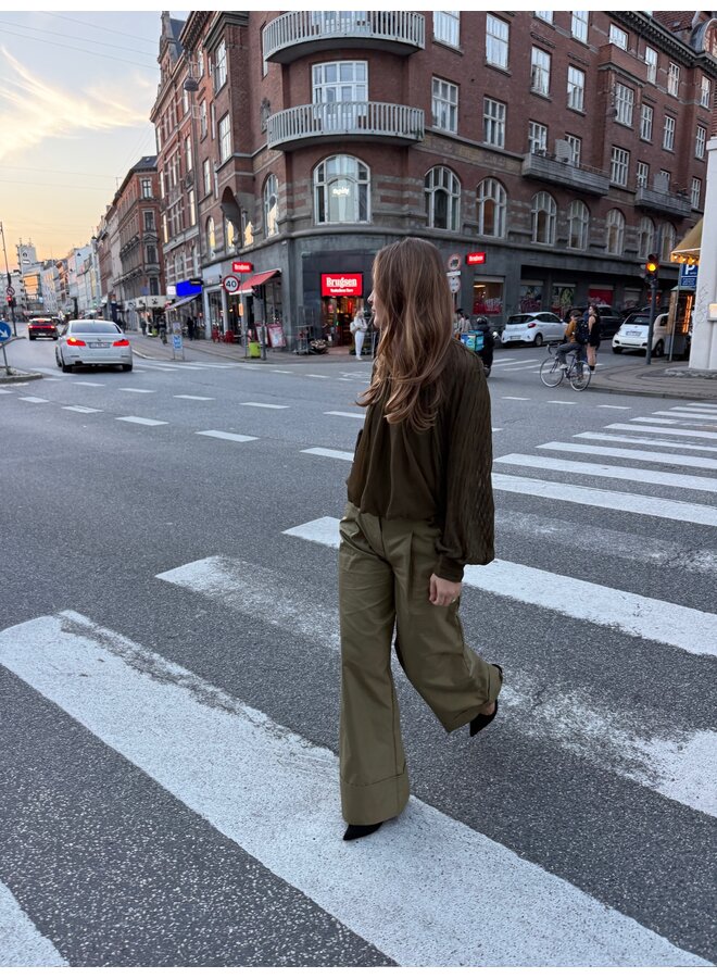 YASOLERA TOP DARK OLIVE