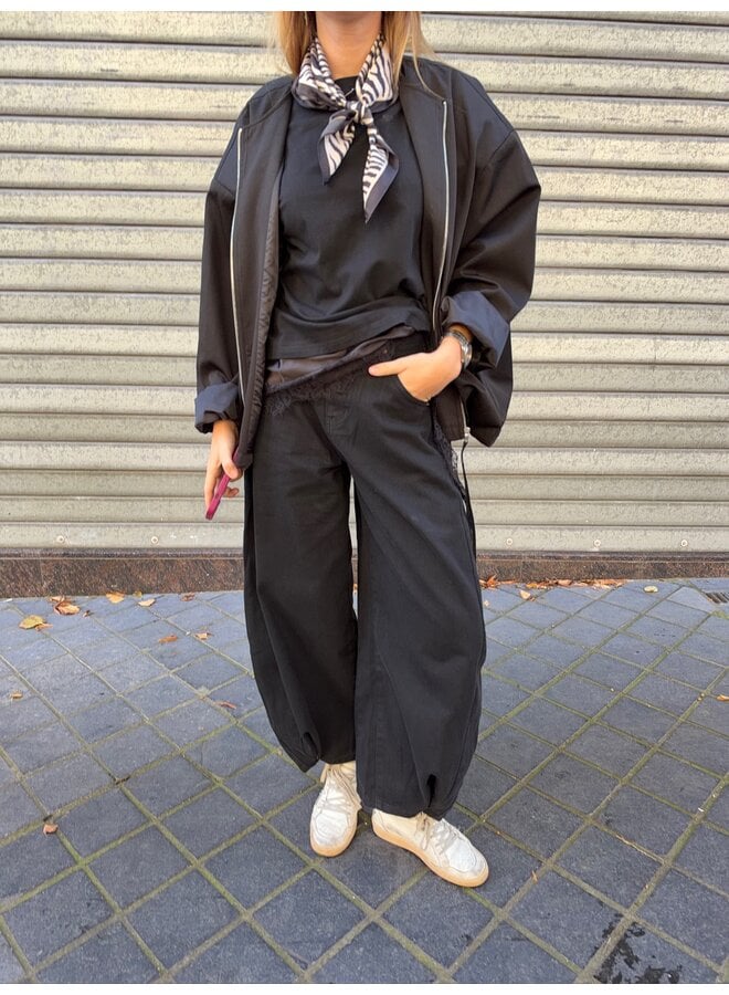 BARREL JEANS BLACK