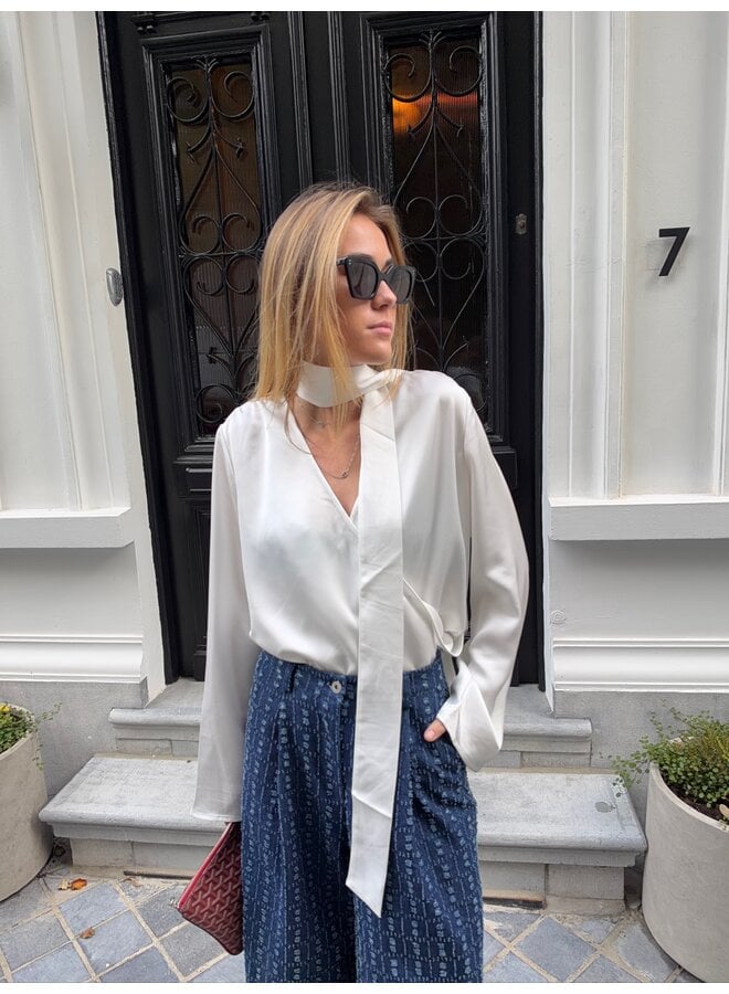 UME BLOUSE WHITE
