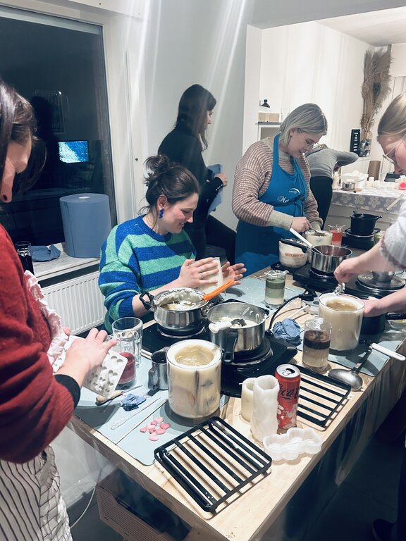 Lessenreeks April kaarsen & acrylhars gieten en Mozaïek