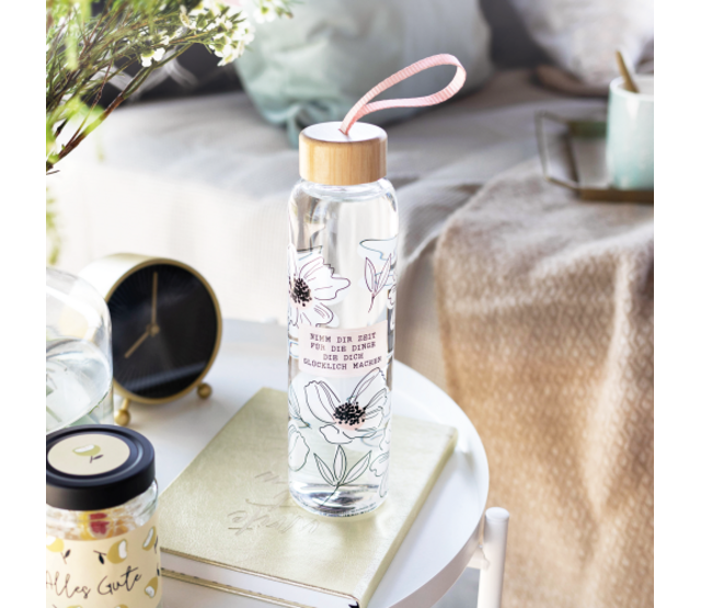 Trinkflasche aus Glas mit Griffschlaufe, "Lieblingsflasche" Trinkflasche aus Glas mit Griffschlaufe, "Lieblingsflasche"