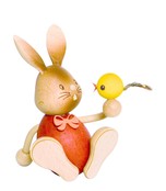 Drechslerei Kuhnert - Osterdekoration / Osterhase - Stupsi Hase mit Küken - 12cm - aus Holz - Made in Germany Drechslerei Kuhnert - Osterdekoration / Osterhase - Stupsi Hase mit Küken - 12cm - aus Holz - Made in Germany