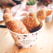 Müslischale, Porzellan-Schüssel, "Nachschlag bitte", Goldveredlung Müslischale, Porzellan-Schüssel, "Nachschlag bitte", Goldveredlung