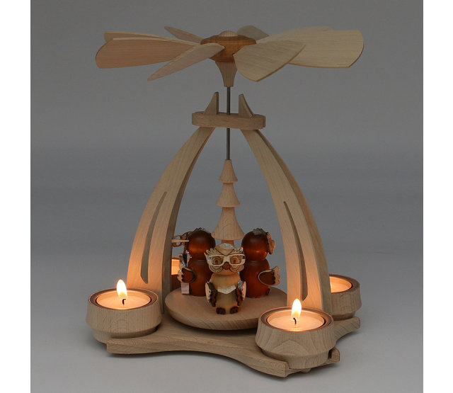 Tisch-Pyramide aus Buchenholz, "Eulenwald"