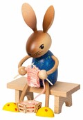 Drechslerei Kuhnert - Osterdekoration / Osterhase - Langbein-Hase mit Strickzeug
