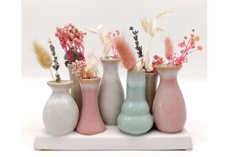 7 Väschen auf Tablett aus Keramik