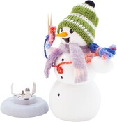 Kuhnert Schneemann mit Strickzeug