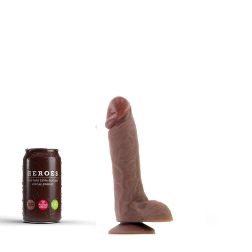 Heroes Dildo vlees met zuignap 18 x 4.5cm