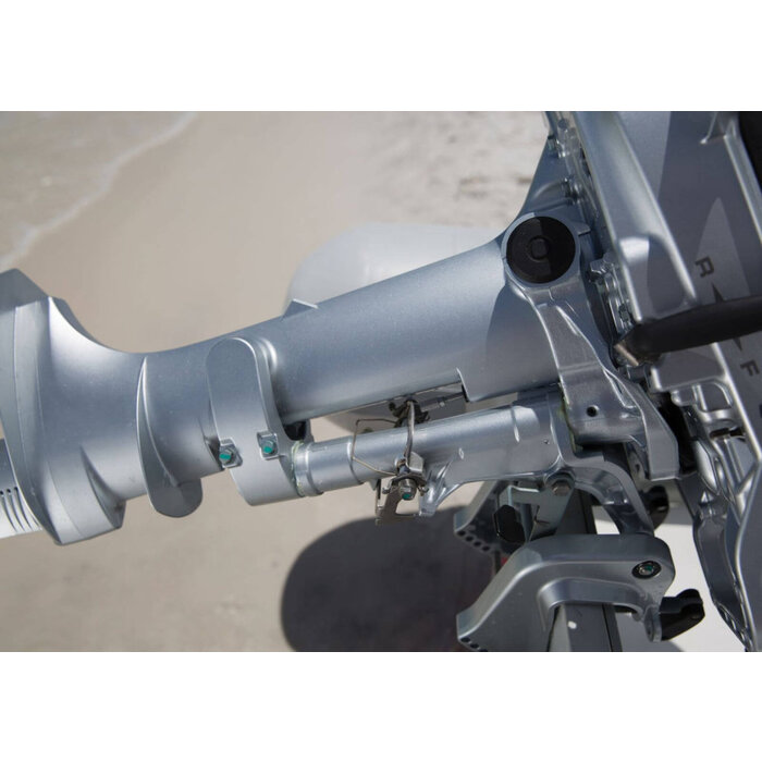 Honda BF5 SHNU outboard engine