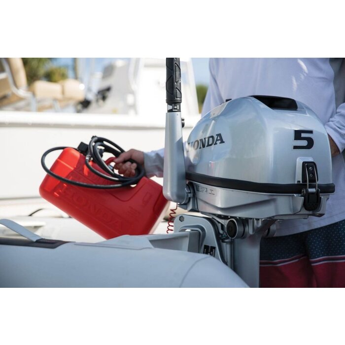 Honda BF5 SHNU outboard engine