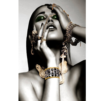 Ter Halle Glasschilderij 110x160x0.4 Lady with jewelry