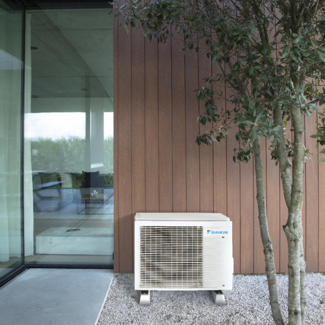 Emura FTXJ35AW + RXJ35A Emura 3 - Single-Split Airco Wandmodel - 3,5 kW