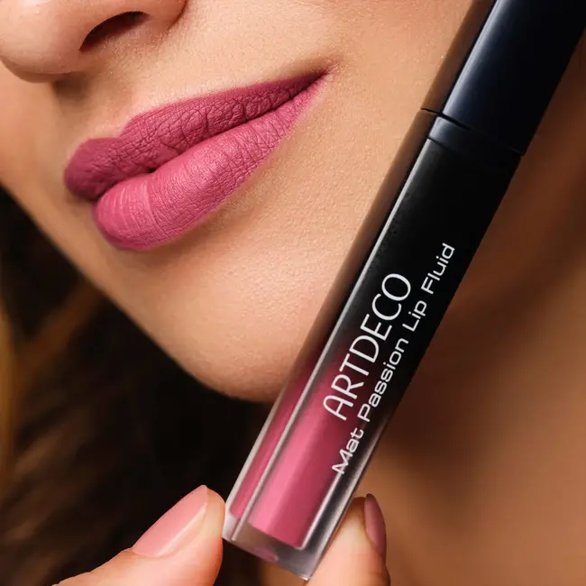 ARTDECO Lippenstift Mat Passion Fluid 33 Smooth Plum 3 ml