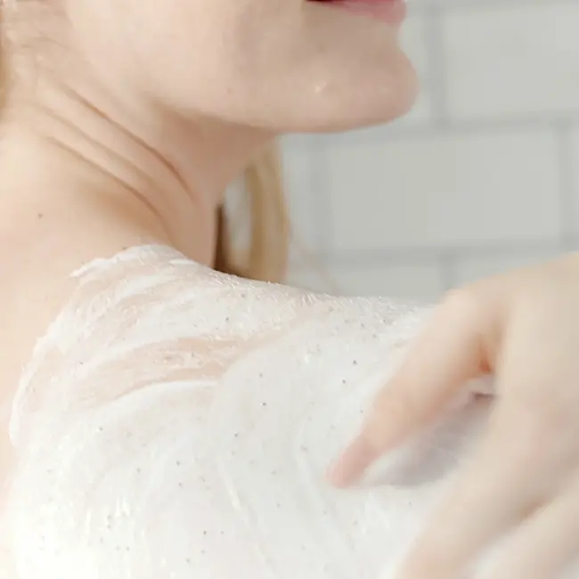 Dove Body Scrub Granaatappel & Shea Boter 225 ml