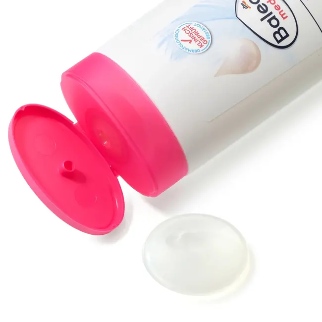 Balea med Douchegel 2in1 Douche + Shampoo 5% Ureum 300 ml