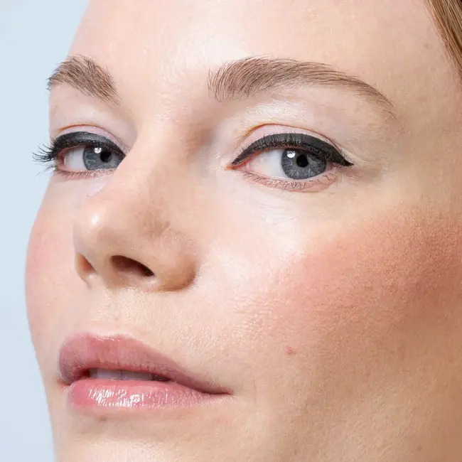 trend !t up Eyeliner Classic Voering Skinny Waterdicht 010 Zwart 1.2 ml