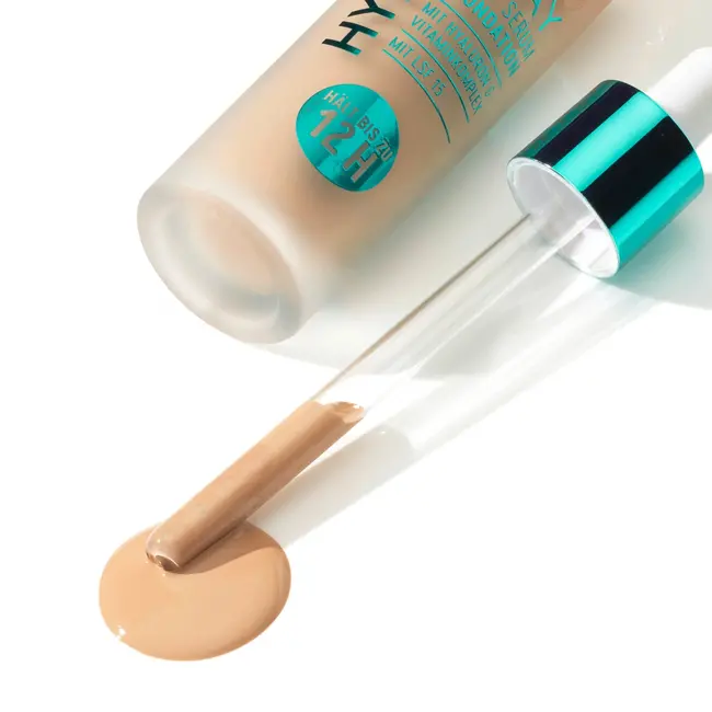 trend !t up Foundation Hydro Stay Silky Serum 020 Vanille 30 ml