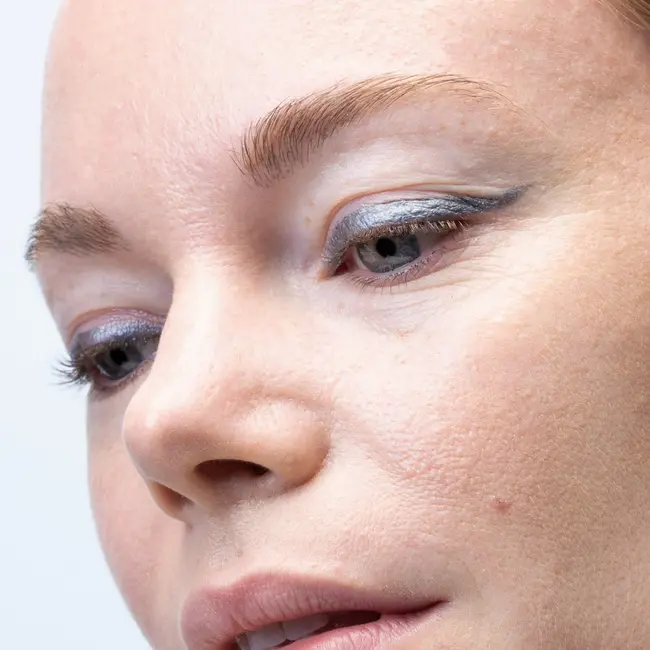 trend !t up Kajal Contour & Glide Waterproof 040 0.3 g