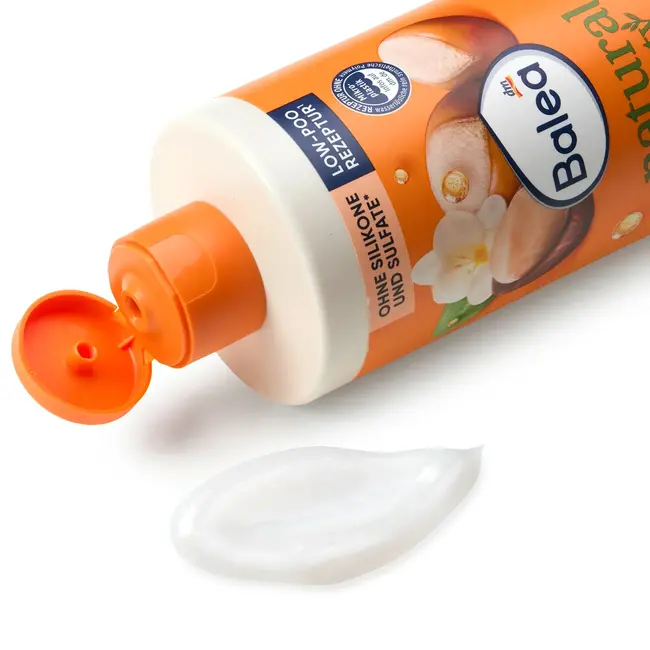 Balea Natural Beauty Krullen Shampoo Bio-Macadamia-Olie & Sheaboter 400.0 ml