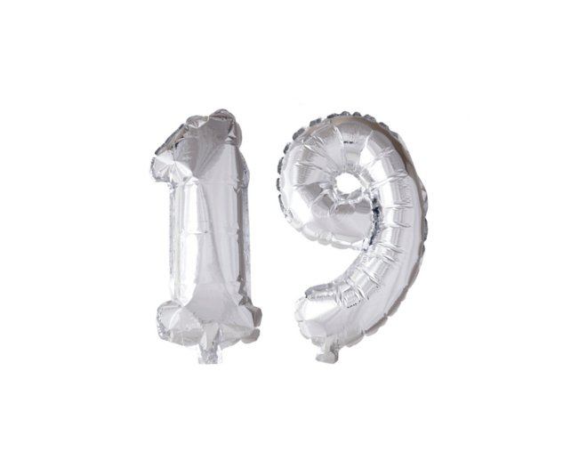 Folieballon 19 jaar zilver 41cm Folieballon 19 jaar zilver 41cm