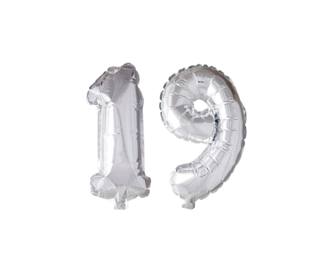 Folieballon 19 jaar Zilver 66cm