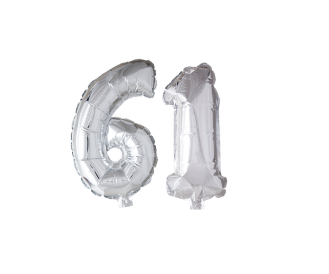 Folieballon 61 jaar Zilver 66cm Folieballon 61 jaar Zilver 66cm