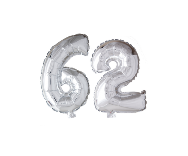 Folieballon 62 jaar Zilver 66cm