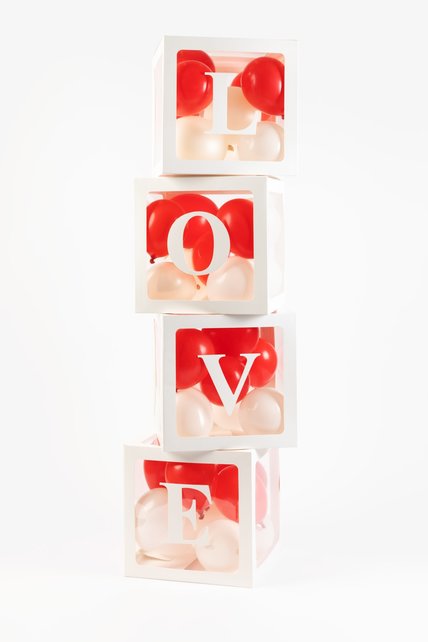 4 ballon decoratie boxen met letters om de teksten Baby of Love te maken 4 ballon decoratie boxen met letters om de teksten Baby of Love te maken