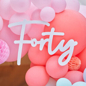 Decoratieletters Forty wit 30x75cm foam