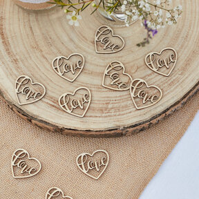 Houten hartjes Love confetti 24 stuks ca. 3,5x4cm