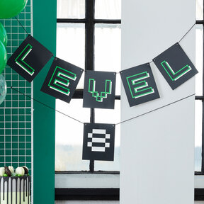 Letterslinger Level "up" personaliseerbaar 1,8m
