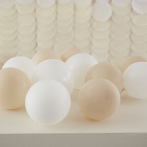 Ballonnen mix wit en nude 13cm 40 stuks
