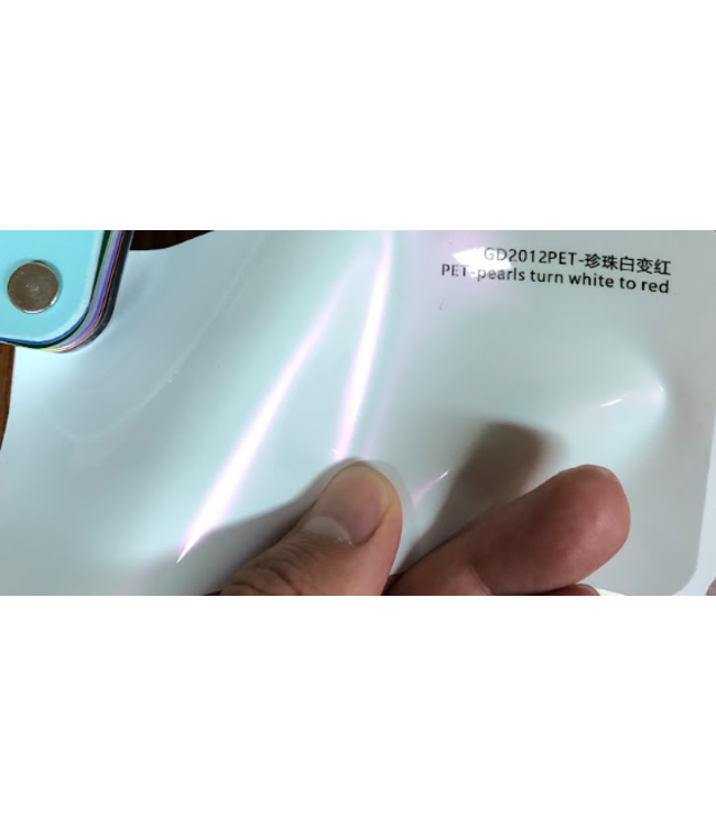 PRE-ORDER PEARLS TURN WHITE TO RED WRAPFOLIE