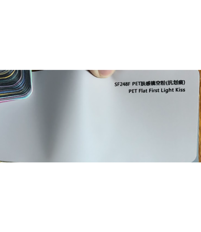 PRE-ORDER FLAT FIRST WHITE KISS WRAPFOLIE