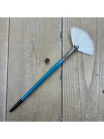 Royal & Langnickel SOFT BRISTLE FAN BRUSH 8