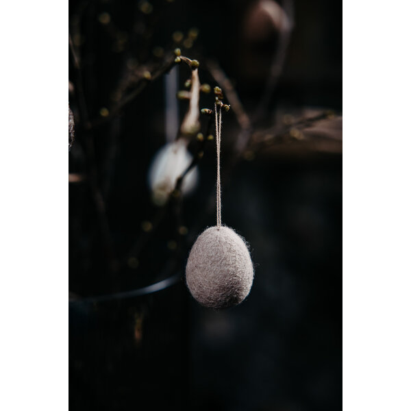 Storefactory Storefactory - Ullas - felted hanging Easter decoration (large) - Beige